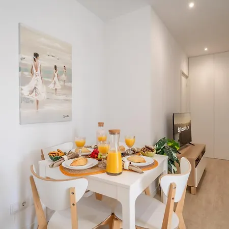 Host Wise - Peaceful Sunny Flat - Ace Location Oporto