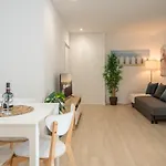 Host Wise - Peaceful Sunny Flat - Ace Location *