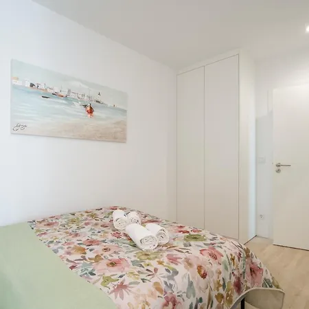 Host Wise - Peaceful Sunny Flat - Ace Location * 波尔图