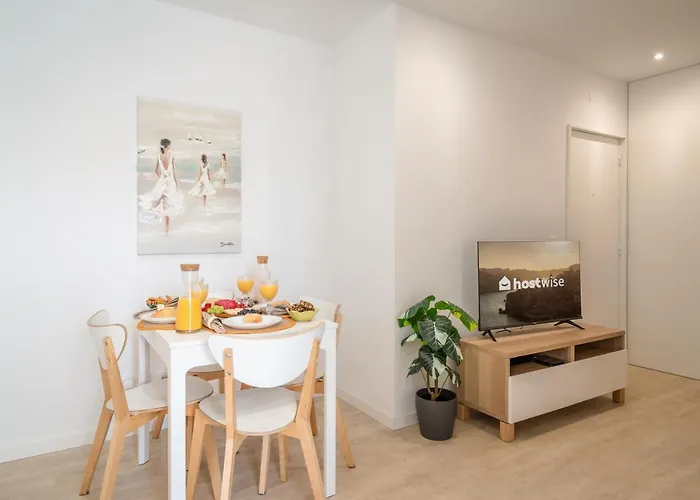 Host Wise - Peaceful Sunny Flat - Ace Location 波尔图