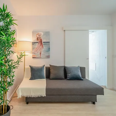 Host Wise - Peaceful Sunny Flat - Ace Location * Porto